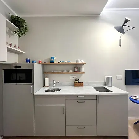 Nino6 - Micro Design * Milán